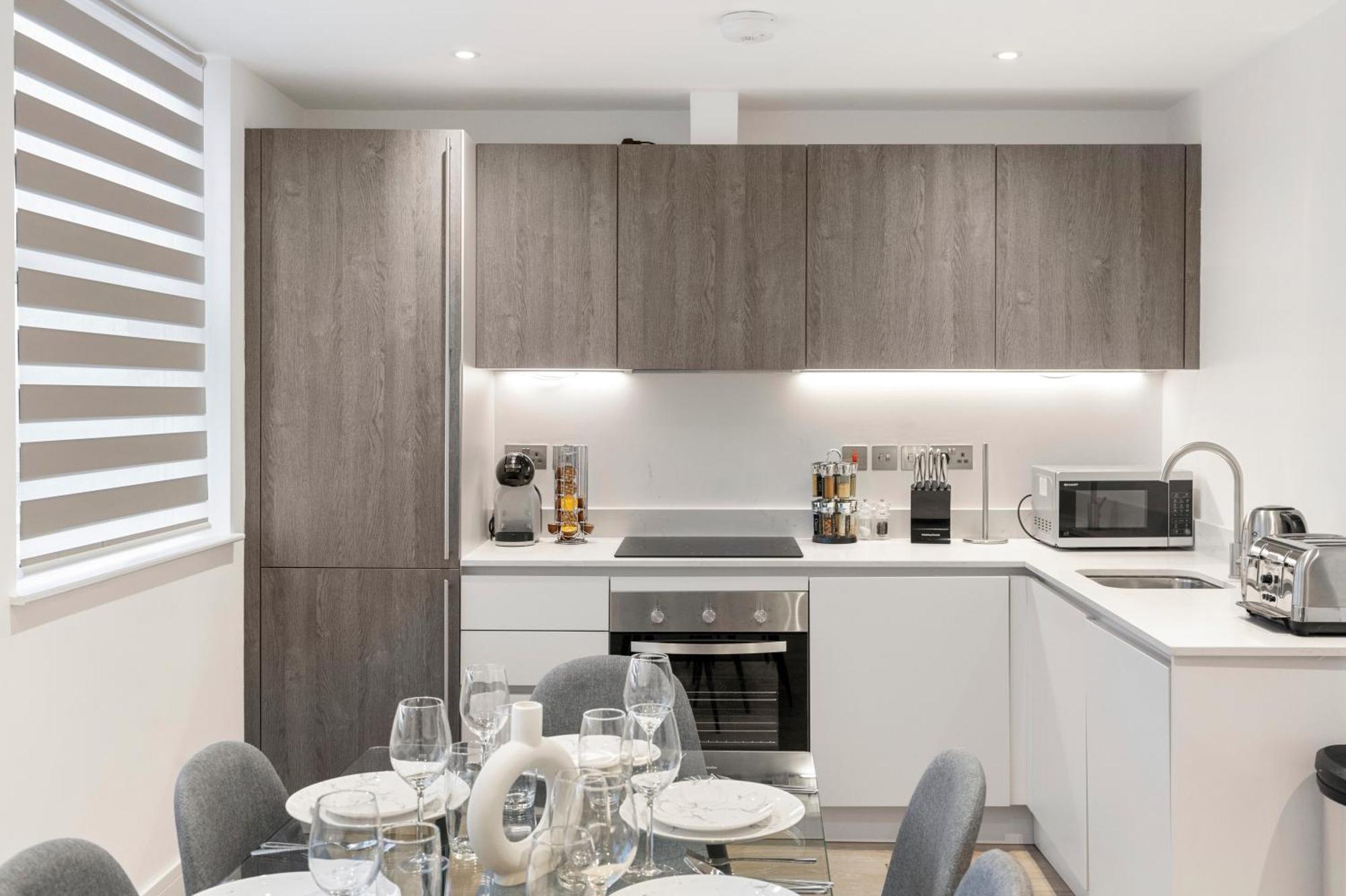Luxurious 2 Bedroom - Apartment - Central Location Londres Extérieur photo