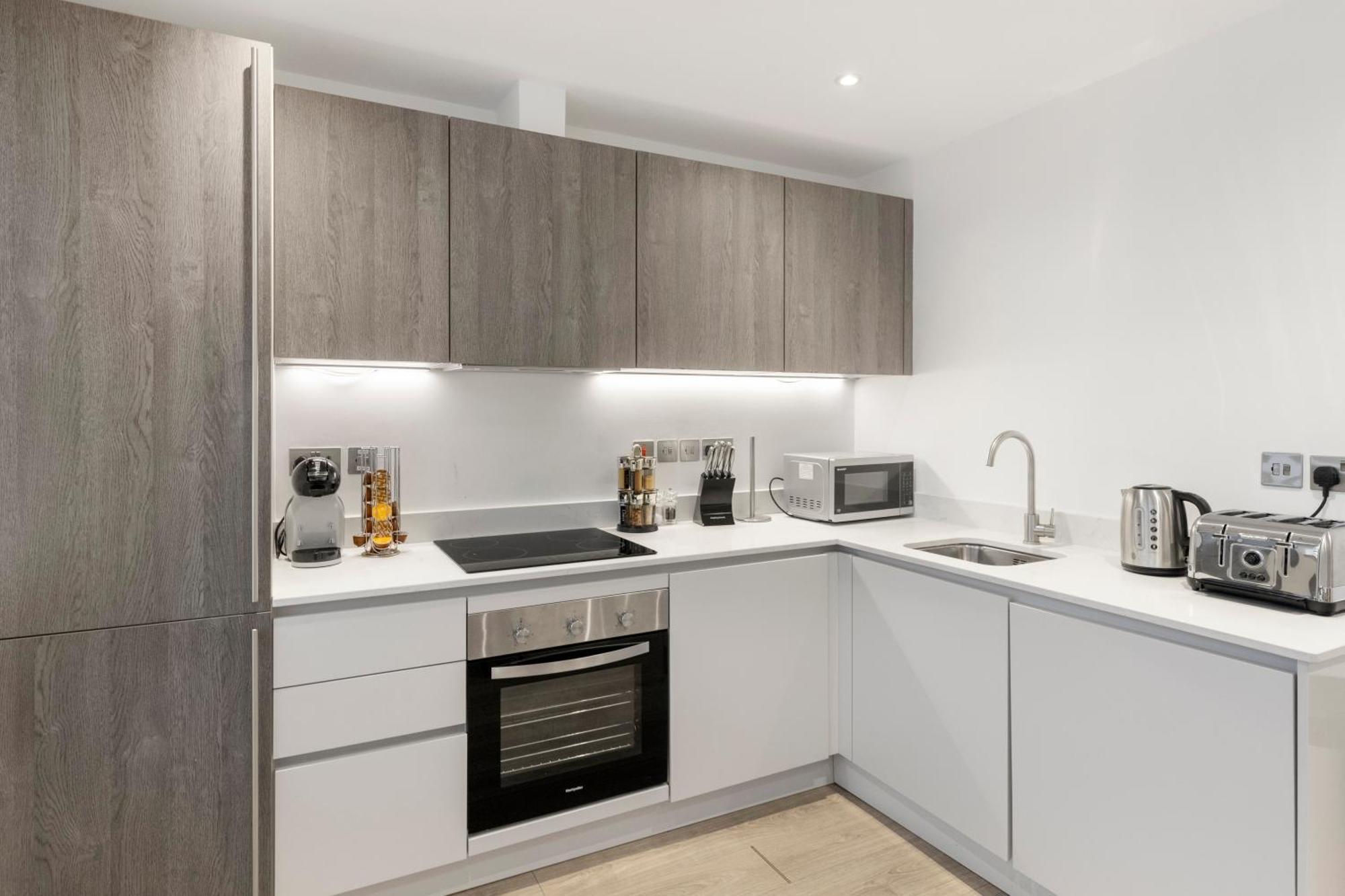 Luxurious 2 Bedroom - Apartment - Central Location Londres Extérieur photo