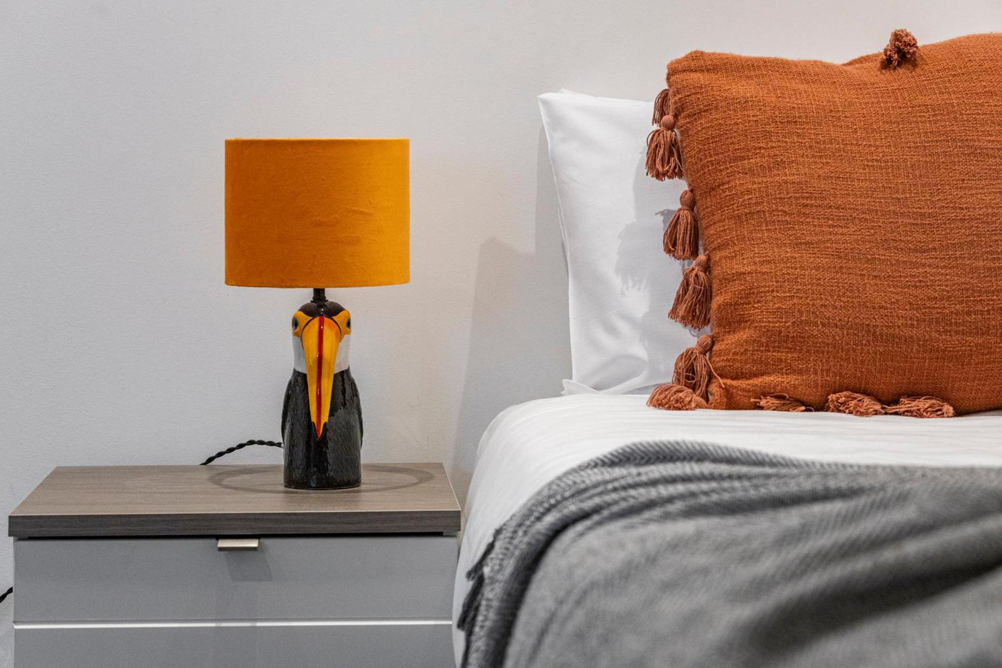 Luxurious 2 Bedroom - Apartment - Central Location Londres Extérieur photo